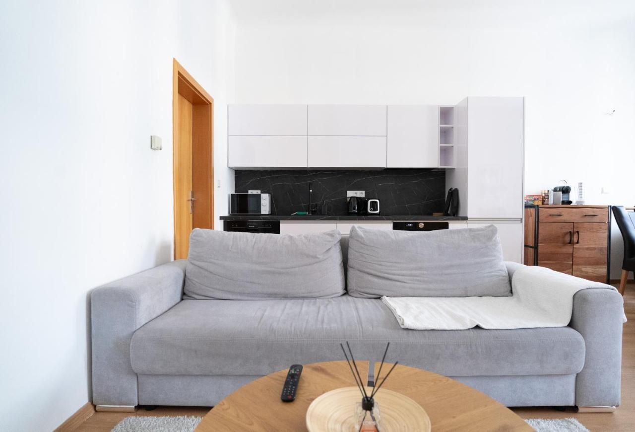 The Dante Prague - Family And Friends Apartments Eksteriør bilde