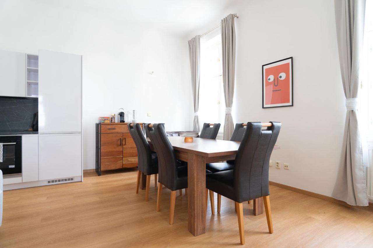 The Dante Prague - Family And Friends Apartments Eksteriør bilde
